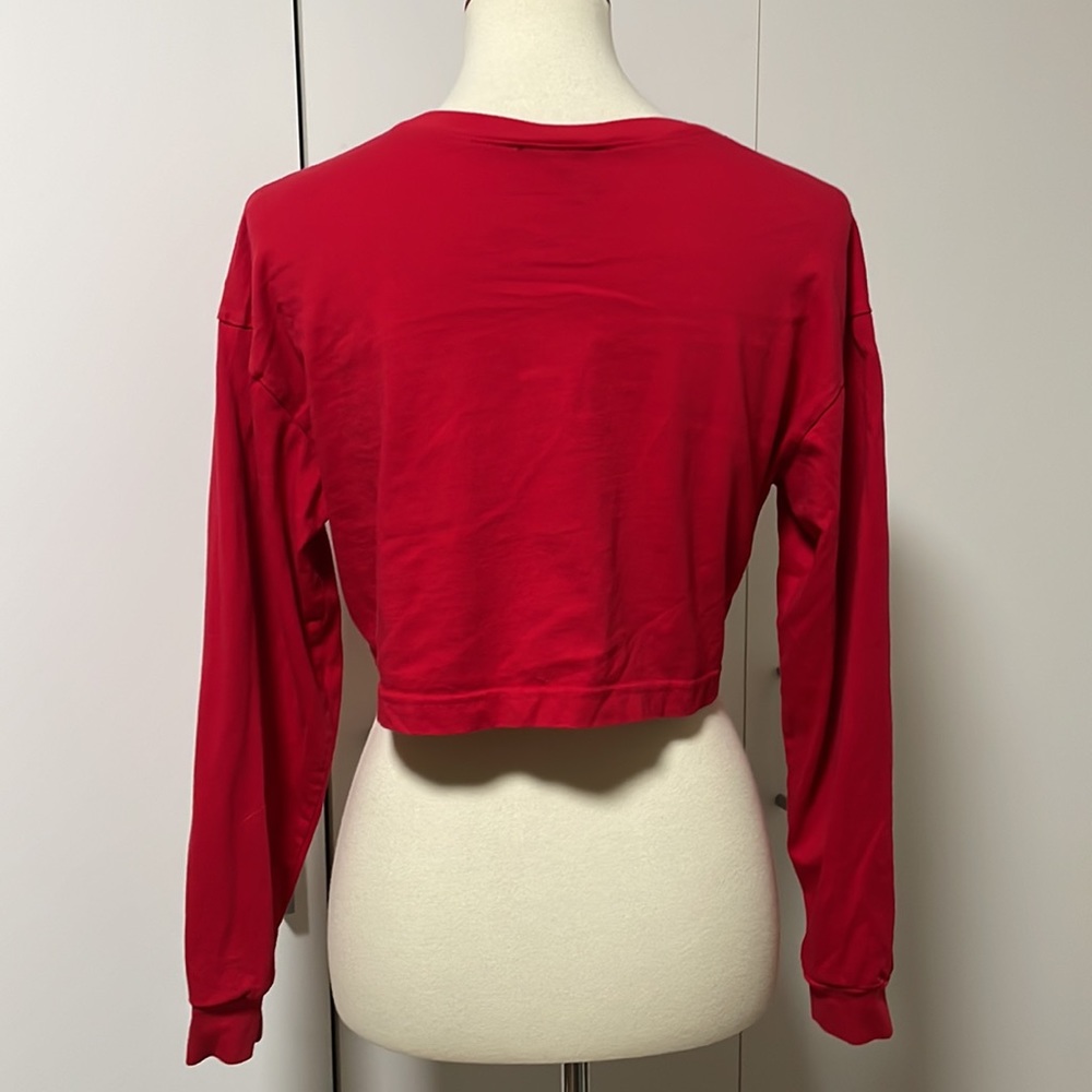 Forever 21 * Size Small * Red Queendom long sleeve top - Picture 4 of 8